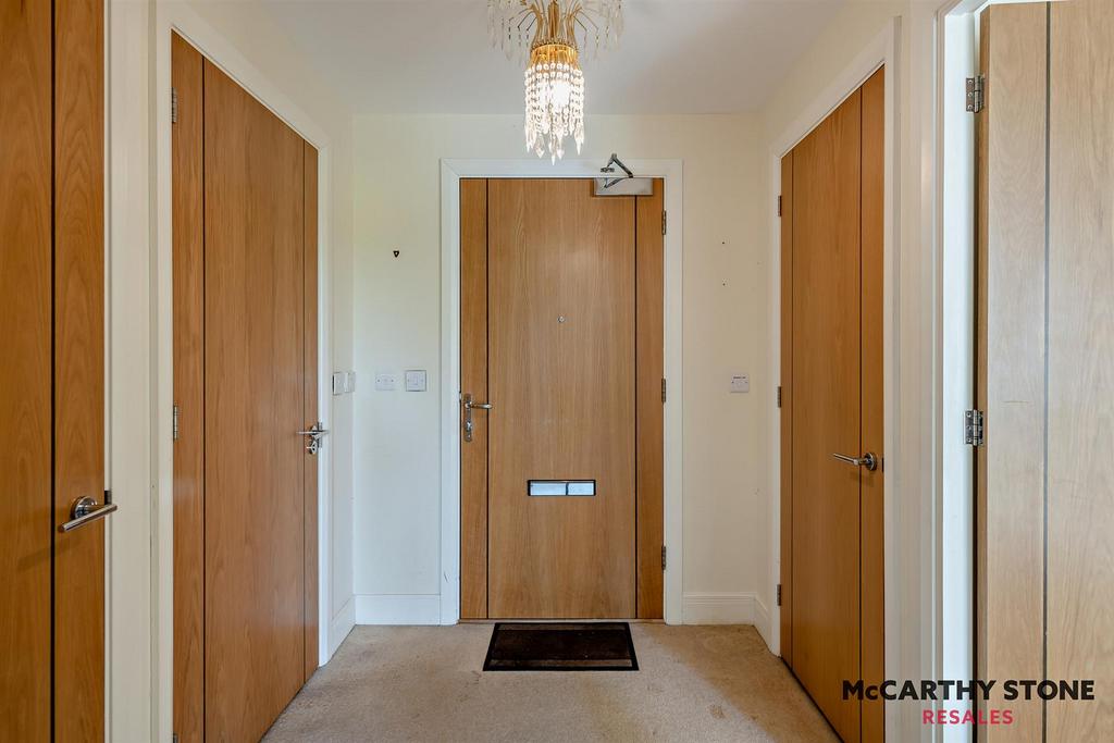 8587040-interior14-800.jpg