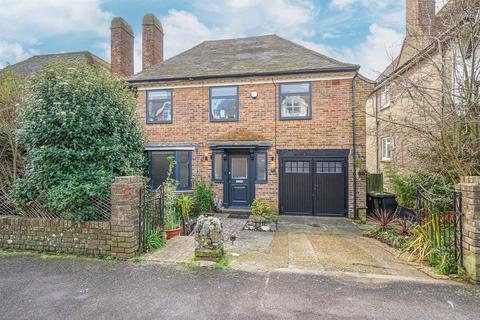 4 bedroom detached house for sale, Jameson Road, Bexhill-On-Sea