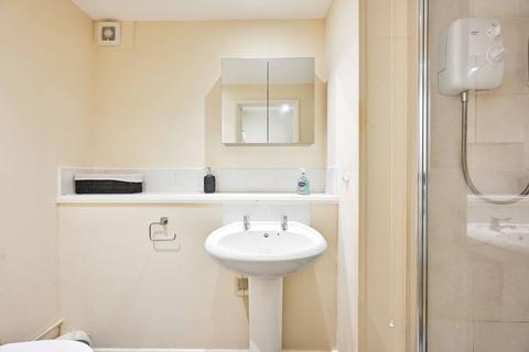28 Spencer Mews, London, W6 8PB