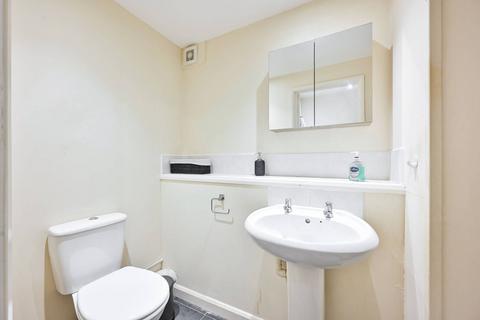 28 Spencer Mews, London, W6 8PB