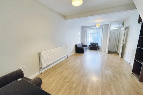 2 bedroom terraced house for sale, Gough Road, London