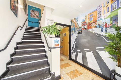 98 White Lion Street, London, N1 9PF
