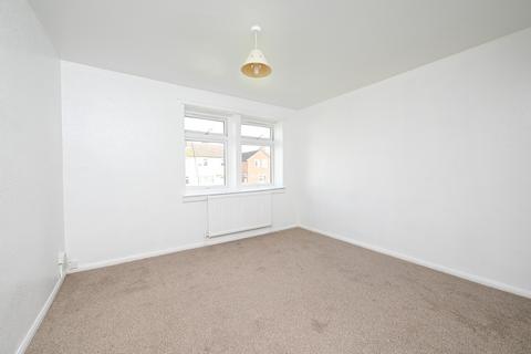 3 bedroom end of terrace house to rent, Gloucester Road, Aldershot GU11