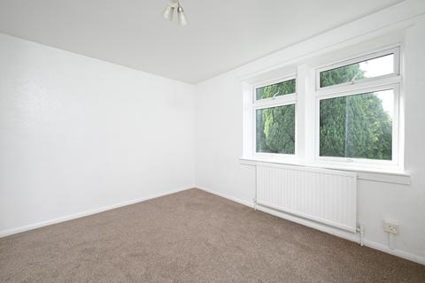 3 bedroom end of terrace house to rent, Gloucester Road, Aldershot GU11