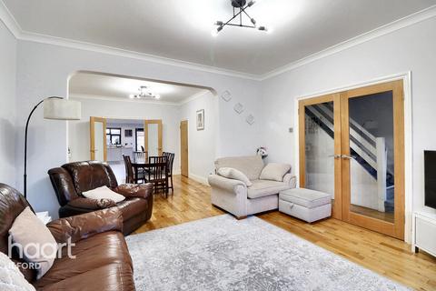 321 Aldborough Road South, Ilford, IG3 8JE