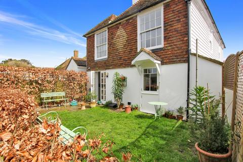 4 bedroom semi-detached house for sale, Queens Road, Romney Marsh TN29