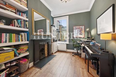 4 bedroom terraced house for sale, Douglas Road, London, NW6