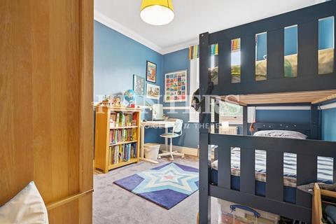 28 Douglas Road, London, NW6 7RP