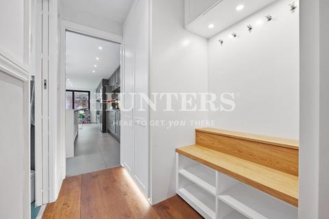 28 Douglas Road, London, NW6 7RP