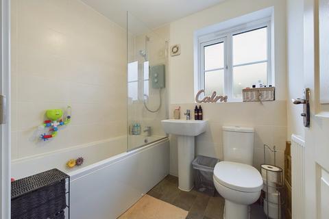 6 Fairfax Way, Rushwick, Worcester, WR2 5TZ
