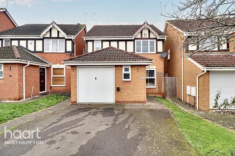 3 bedroom detached house for sale, Leah Bank, Northampton