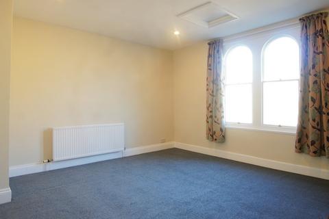 5 bedroom flat to rent, West Street, Bristol BS2