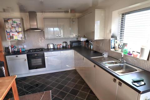 2 bedroom semi-detached house to rent, Milton Road, Stratford-Upon-Avon