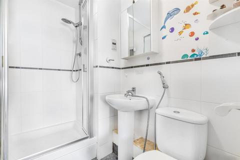 Flat 34, Harkness Court Cleeve Way, Sutton, SM1 3TX