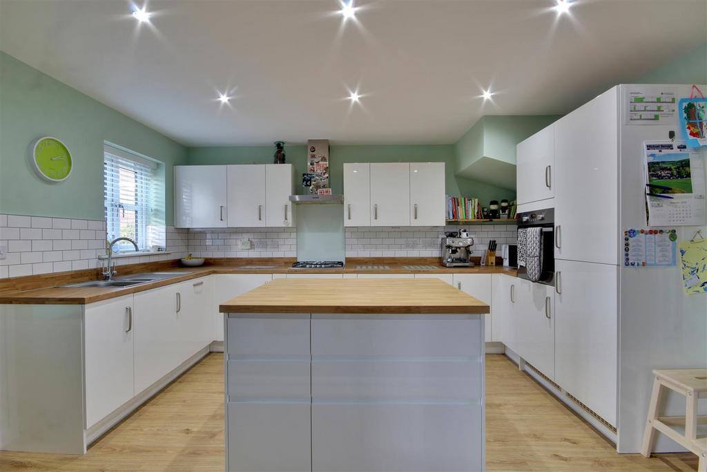 Img 8894-img 8896.jpg