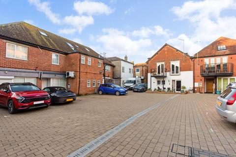 1 bedroom flat for sale, Brown Street, Salisbury