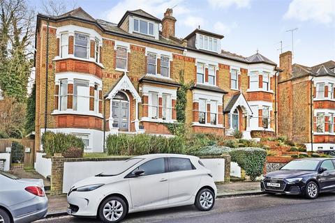 3 bedroom flat for sale, Christchurch Road, London N8