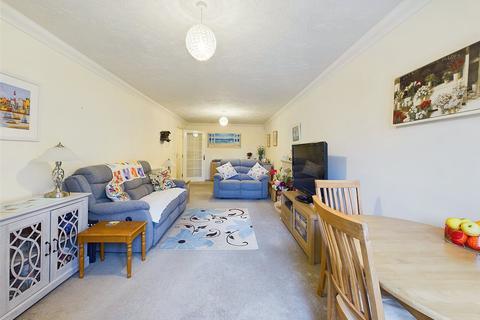 2 bedroom apartment for sale, Heathville Road, Gloucester, Gloucestershire, GL1