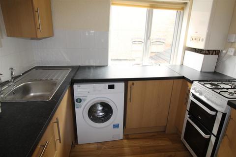 2 bedroom apartment to rent, Gloucester Street, Leamington Spa