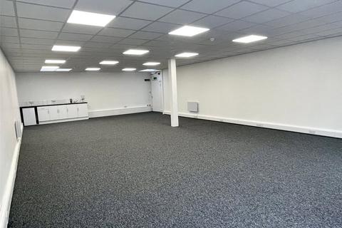 Office to rent, High Street, Brentwood, Essex, CM14