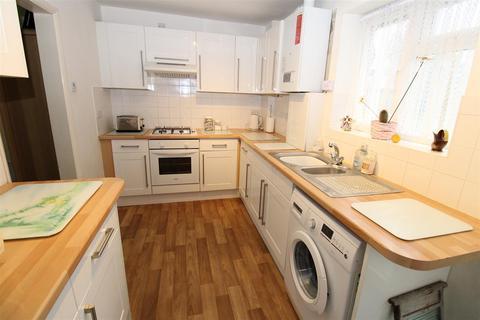 2 bedroom bungalow for sale, Bridge Road, Erith