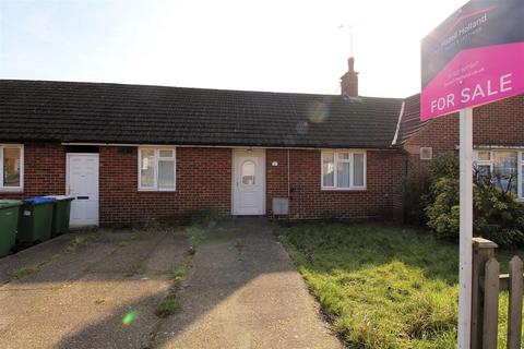 2 bedroom bungalow for sale, Bridge Road, Slade Green