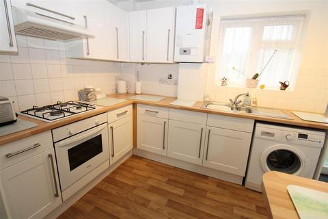 2 bedroom bungalow for sale, Bridge Road, Slade Green