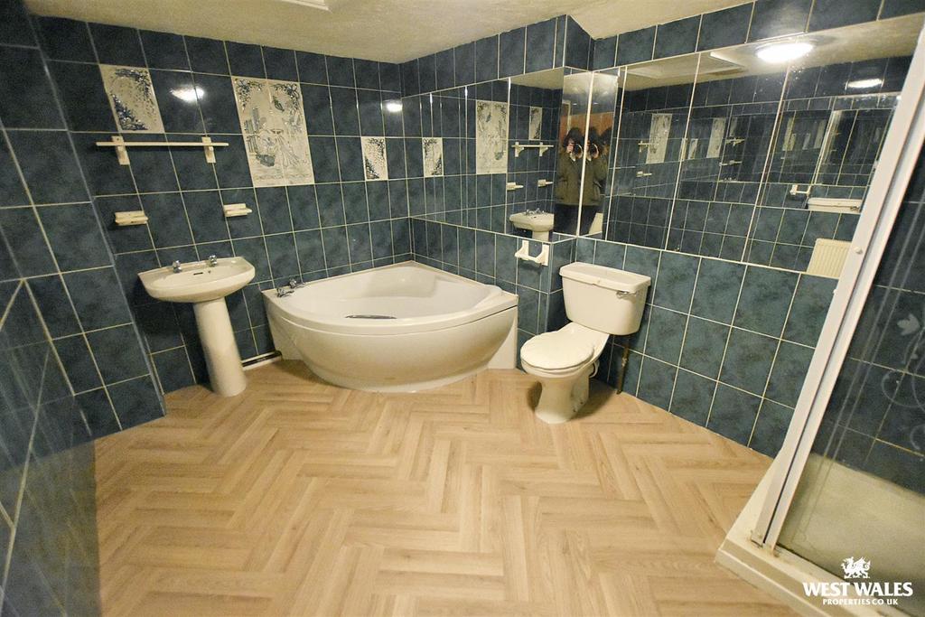 3 (24).jpg