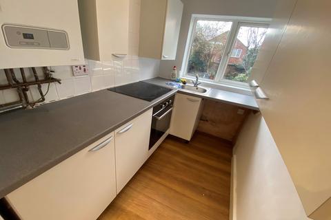 2 bedroom semi-detached house to rent, Birmingham B42