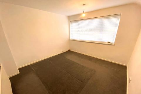 2 bedroom semi-detached house to rent, Birmingham B42