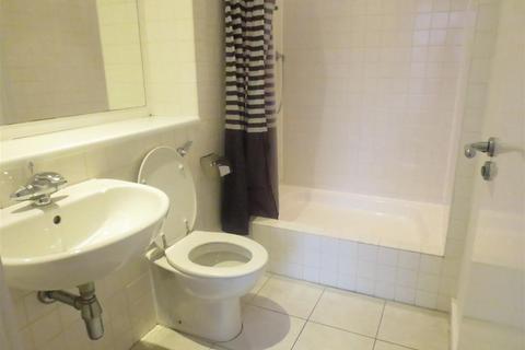 2 bedroom apartment to rent, Deansgate, Manchester