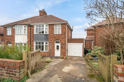 3 bedroom semi-detached house for sale, Rosedale Avenue, York