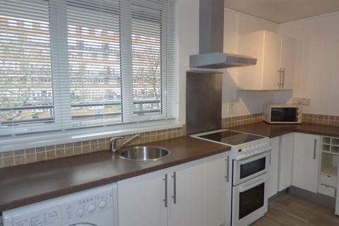 1 bedroom flat for sale, Marden Square, London