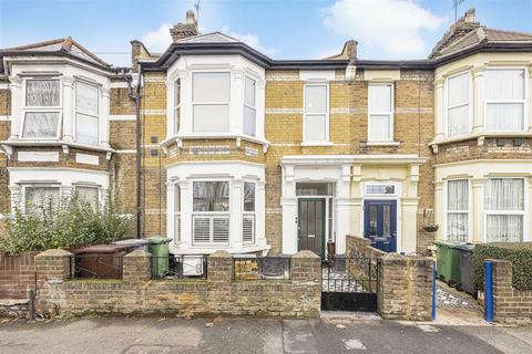 2 bedroom flat for sale, Warren Road, London E10