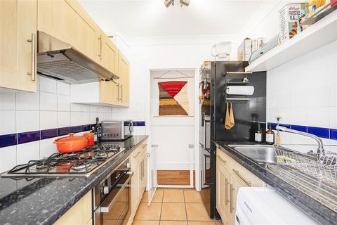 Flat 1, 85 Warren Road, Leyton, London, E10 5PZ