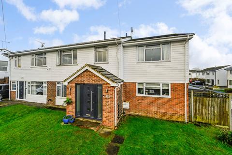 4 bedroom semi-detached house for sale, Quested Way, Harrietsham, Maidstone, Kent, ME17