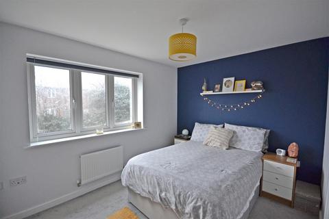 2 bedroom end of terrace house for sale, Sandringham Avenue, Stratford-Upon-Avon CV37