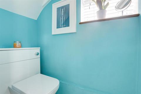6 Ashwick Close, Nottingham, NG11 7EZ