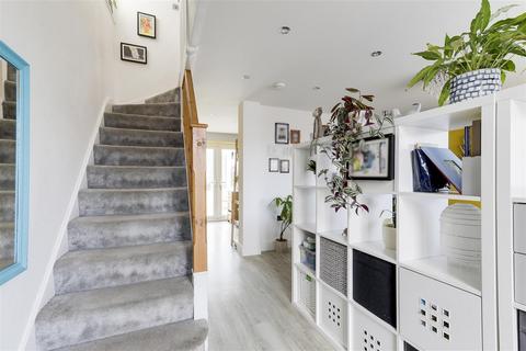 6 Ashwick Close, Nottingham, NG11 7EZ