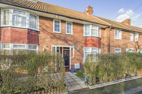 3 bedroom terraced house for sale, Bishopsford Road, Morden SM4