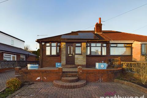 2 bedroom semi-detached bungalow for sale, Ashbourne Ave, Aspull, Wigan, WN2