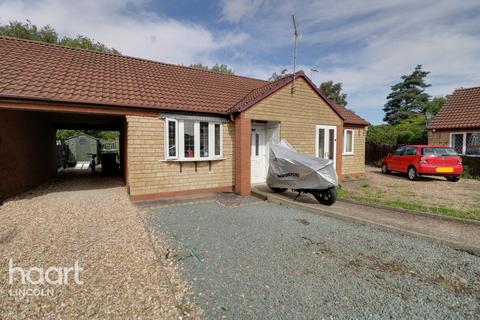 1 bedroom bungalow for sale, Strubby Close, Lincoln