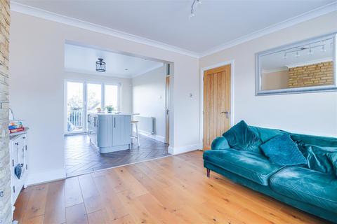 2 bedroom terraced house for sale, Norfolk Avenue, Leigh-on-Sea SS9