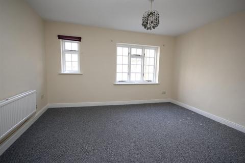 2 bedroom flat to rent, 77 Ermine Street, Huntingdon