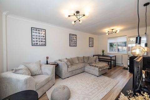 3 bedroom end of terrace house for sale, Merchants Way, Canterbury, CT2