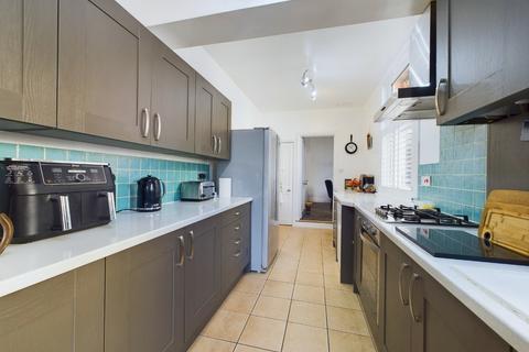 138 Balmoral Road, Northampton, NN2 6JZ