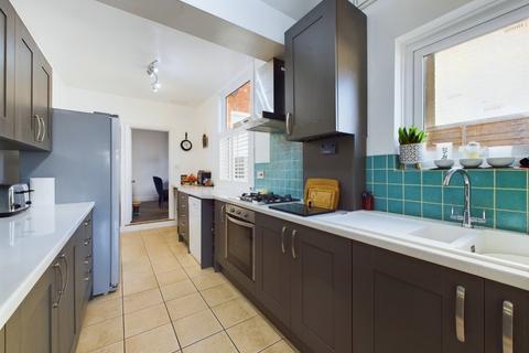 138 Balmoral Road, Northampton, NN2 6JZ
