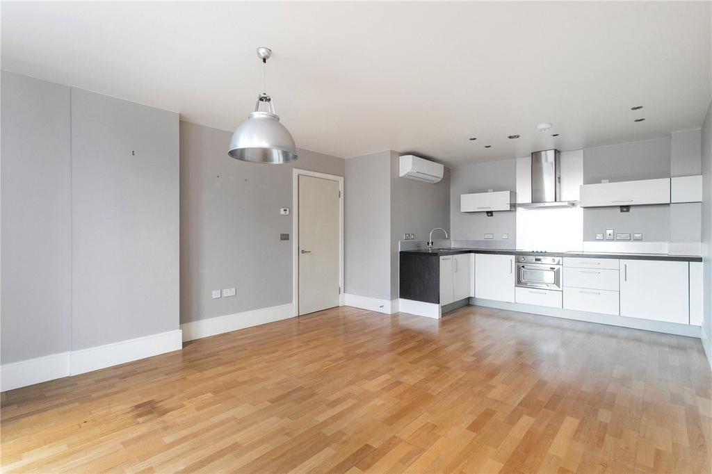 Apartment in London - View 3