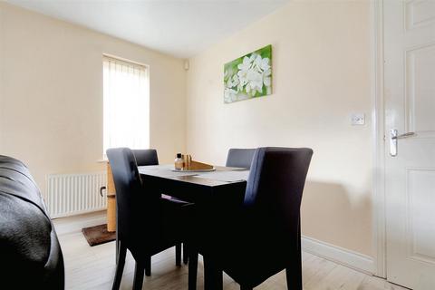 18 Balshaw Way, Chilwell, Nottingham, NG9 6RQ