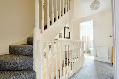 18 Balshaw Way, Chilwell, Nottingham, NG9 6RQ